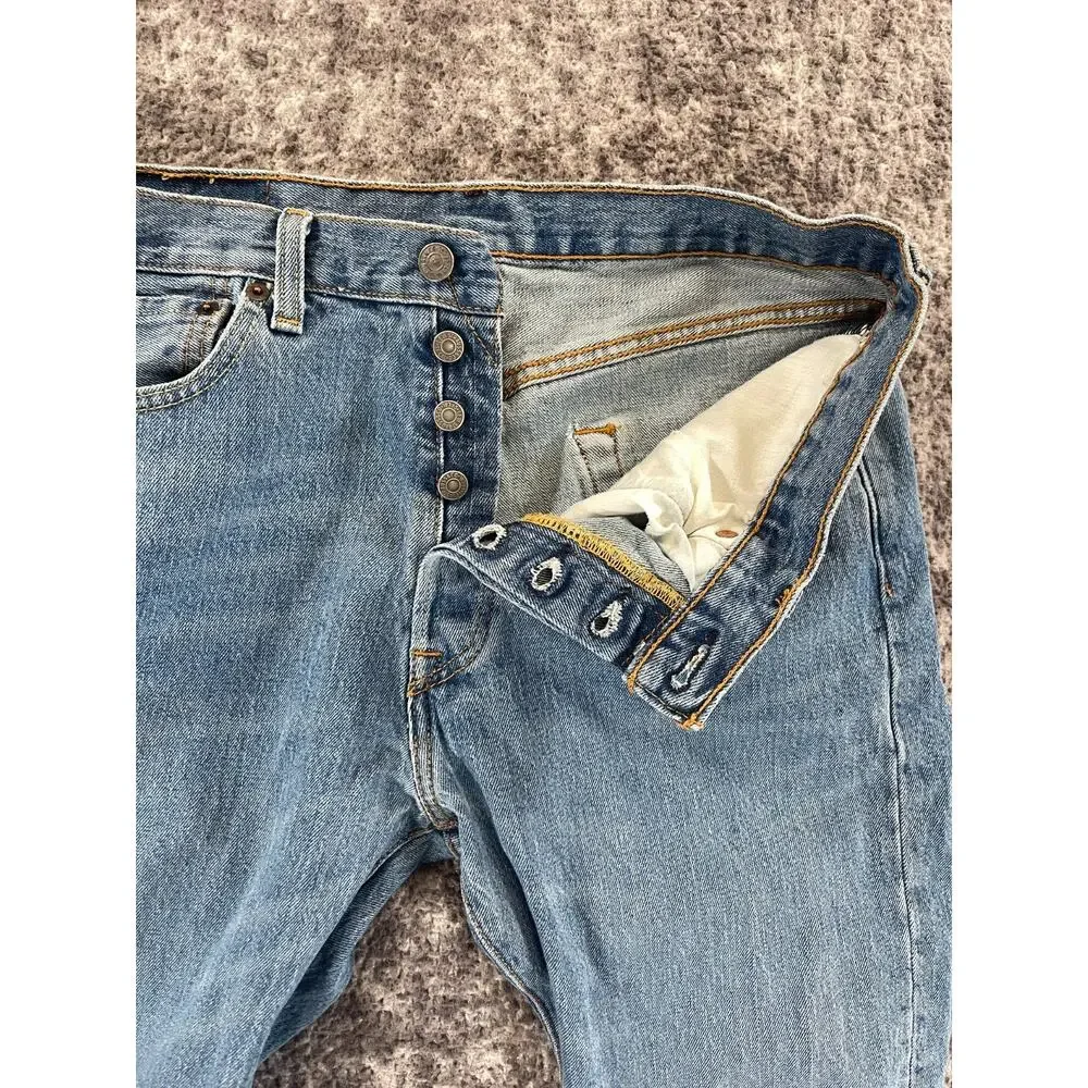 Levis Jeans Mens 31x32 Blue 501 Button Fly Straight Faded Denim Pants
